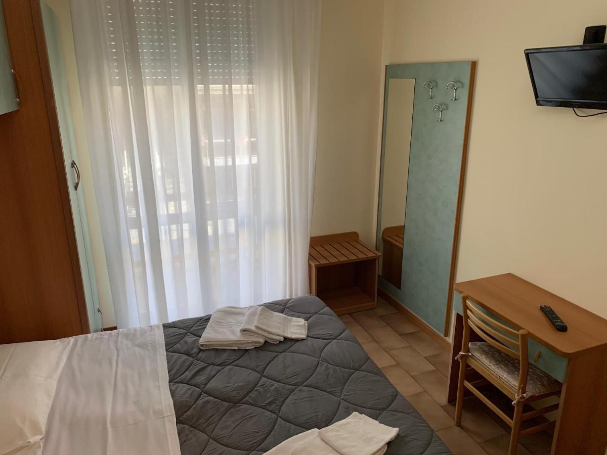 Hotel Palma Benessere Rimini Extérieur photo