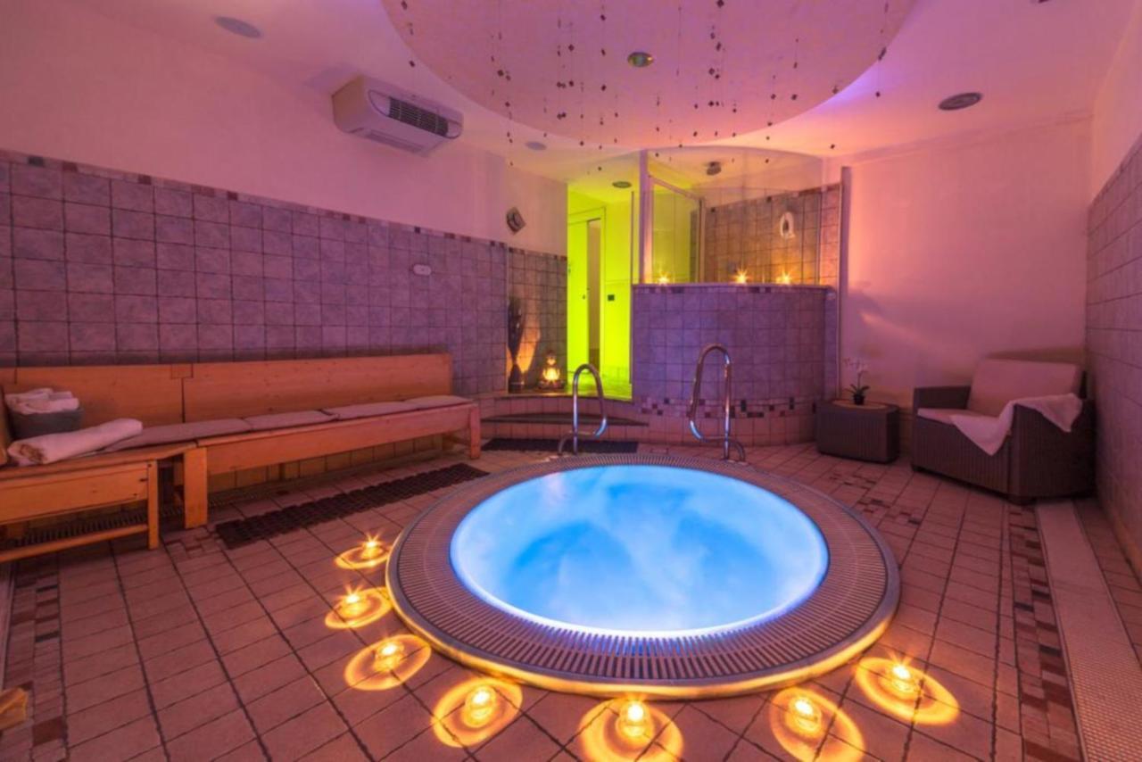 Hotel Palma Benessere Rimini Extérieur photo