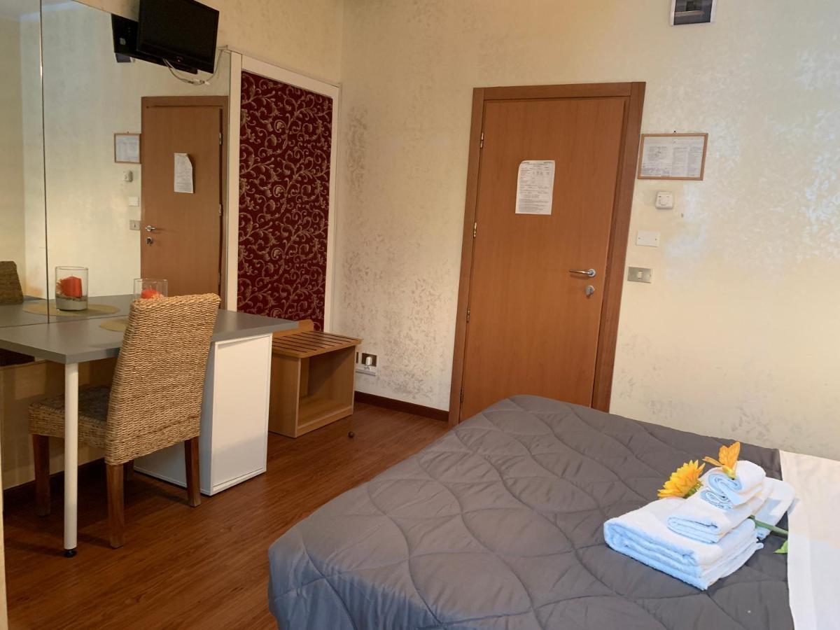 Hotel Palma Benessere Rimini Extérieur photo