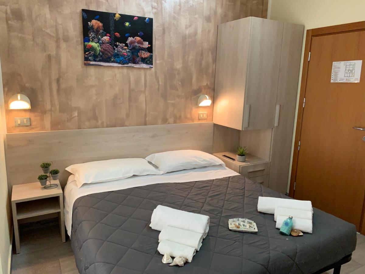 Hotel Palma Benessere Rimini Extérieur photo
