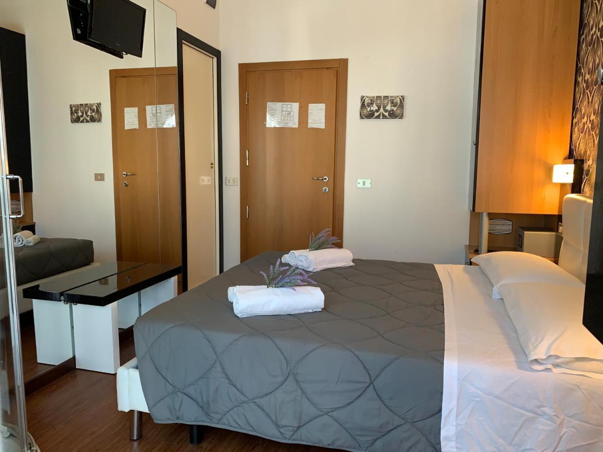 Hotel Palma Benessere Rimini Extérieur photo